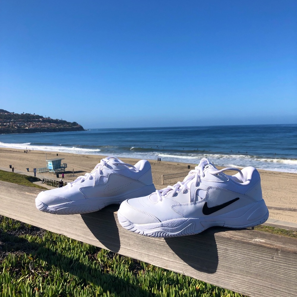 Nike Court Lite